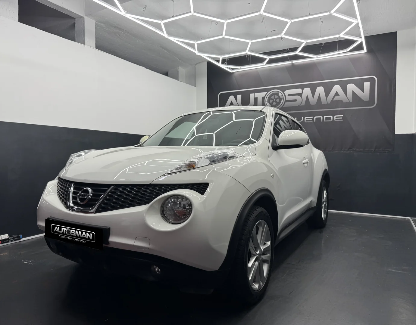 NISSAN JUKE 1.6 ACENTA 4X2 2012 Gasolina Blanco - Interior